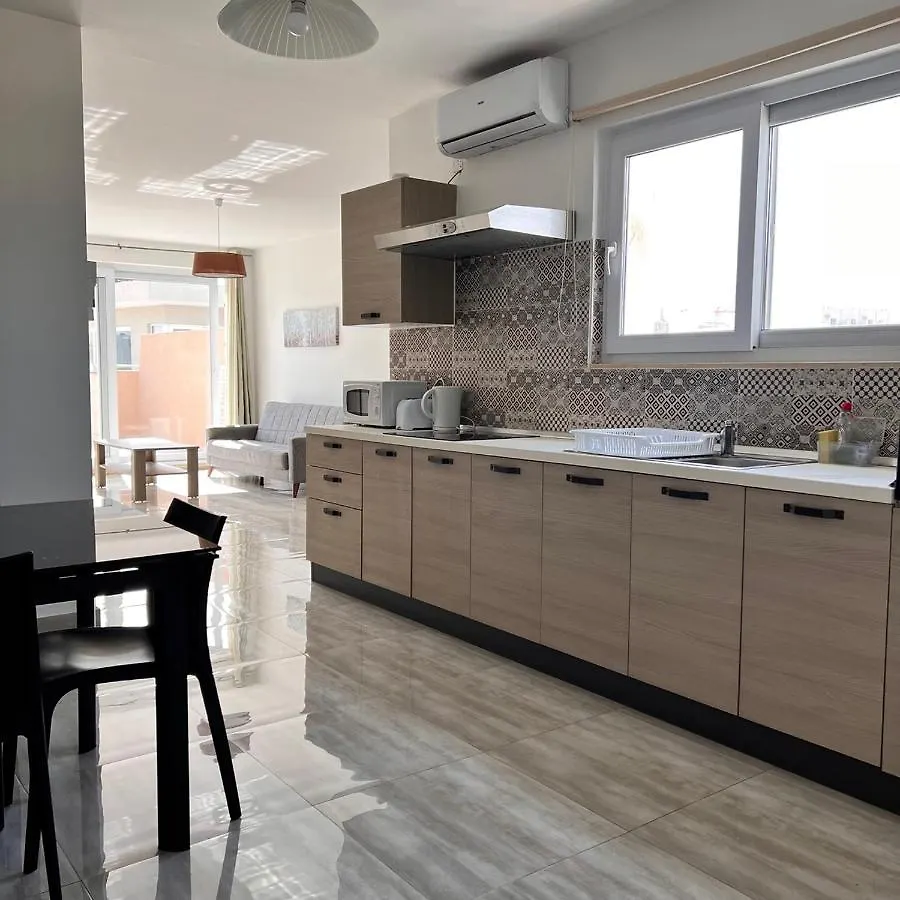 F6 Modern And Bright Apartment In Malta Msida