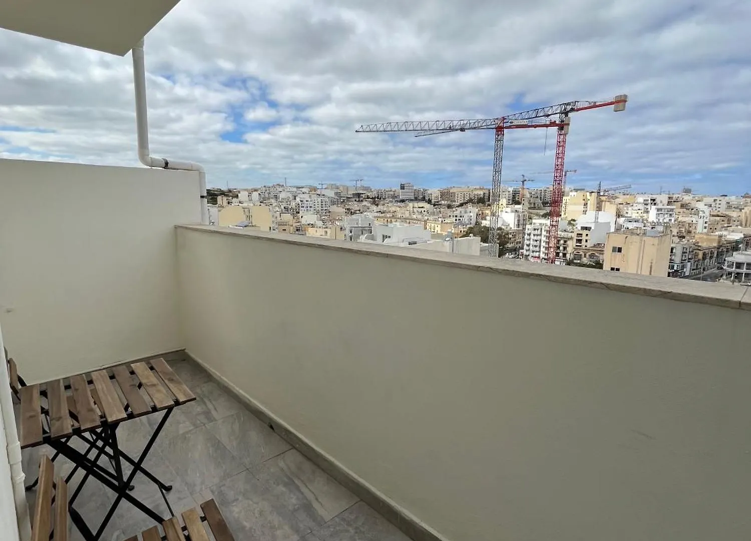 F6 Modern And Bright Apartment In Malta Msida